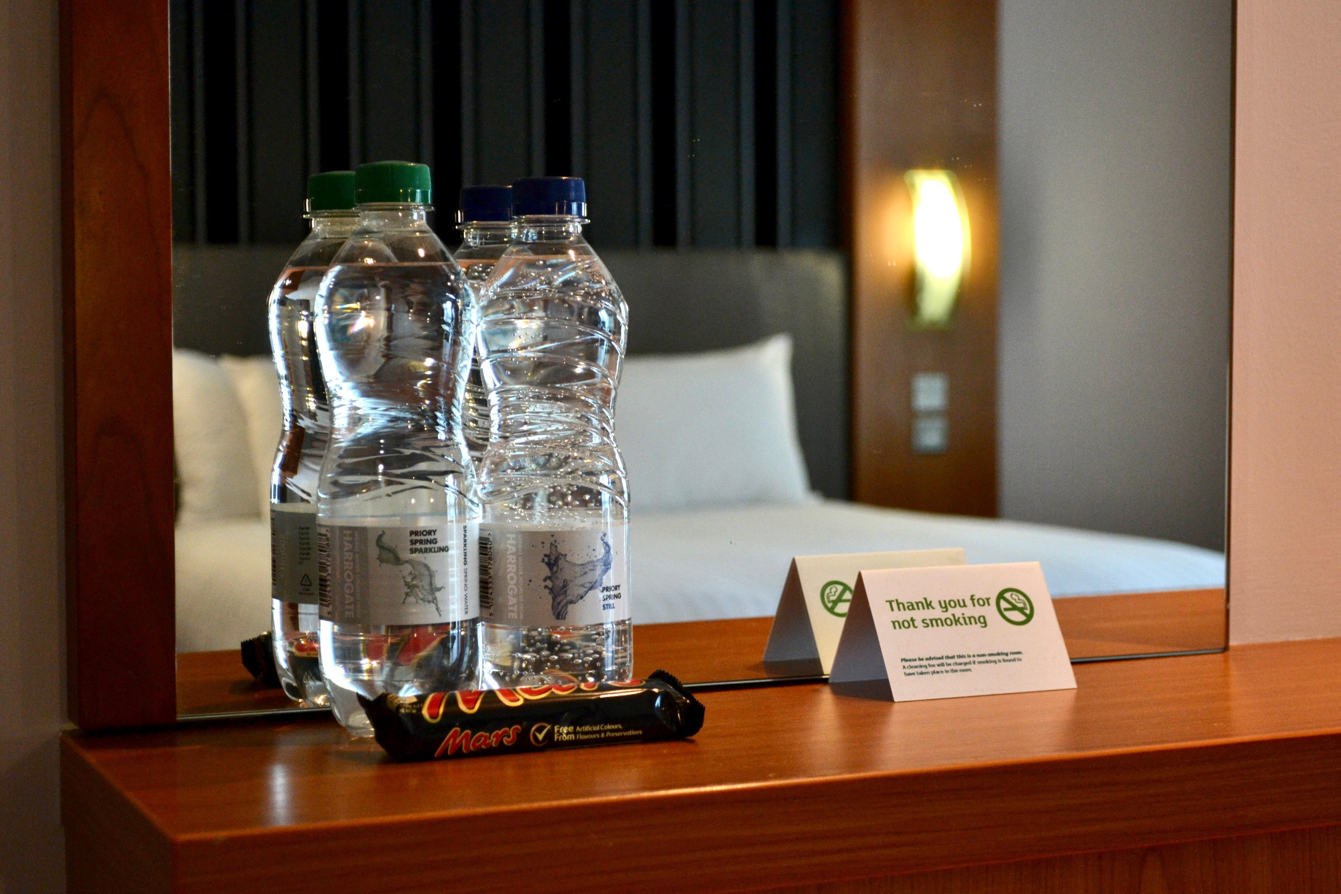 Holiday Inn Manchester - Central Park, An Ihg Hotel Dış mekan fotoğraf