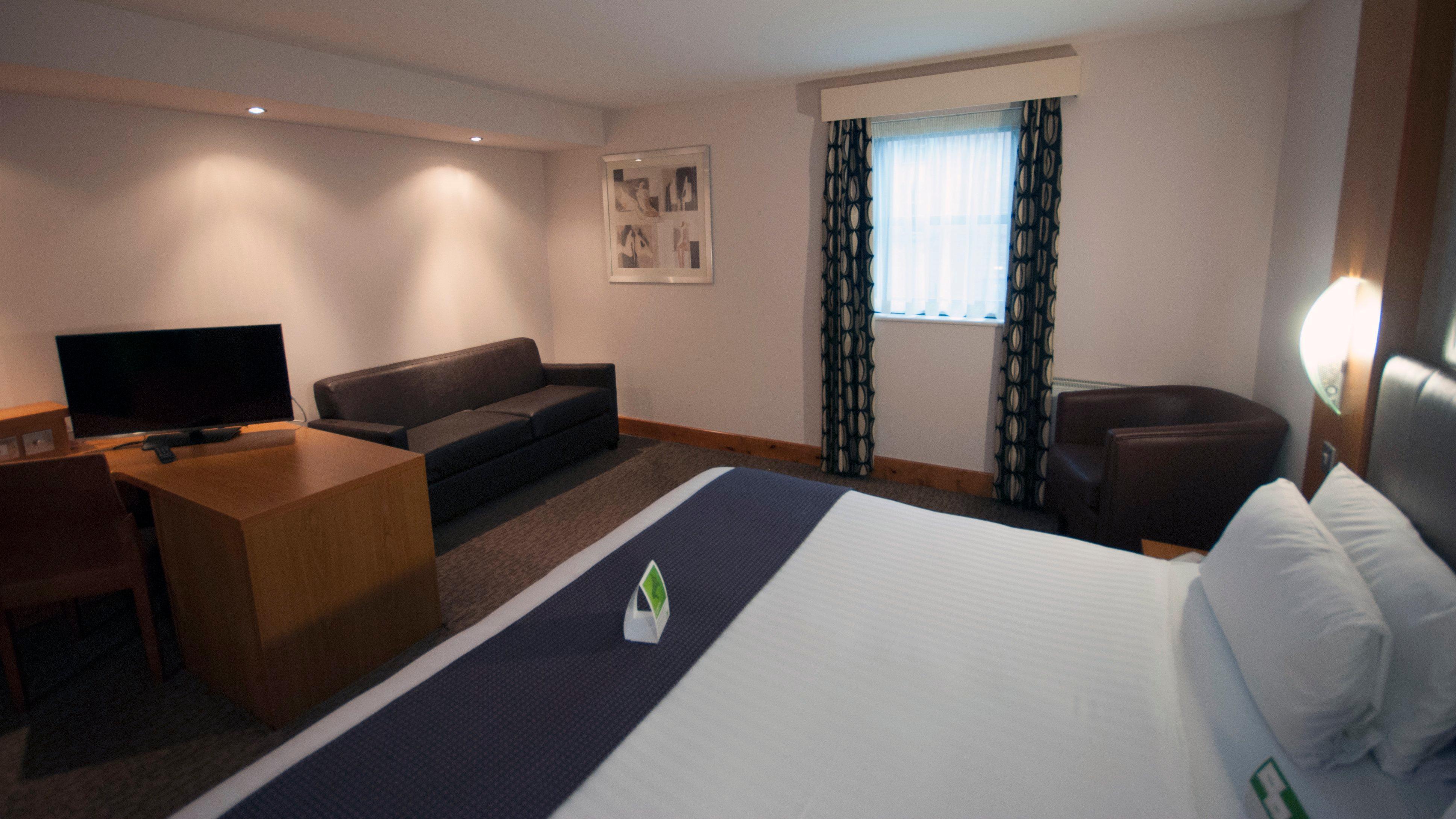 Holiday Inn Manchester - Central Park, An Ihg Hotel Dış mekan fotoğraf